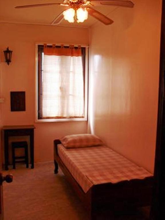 Hostel Yha Bangkok Airport Bang Phli Zimmer foto