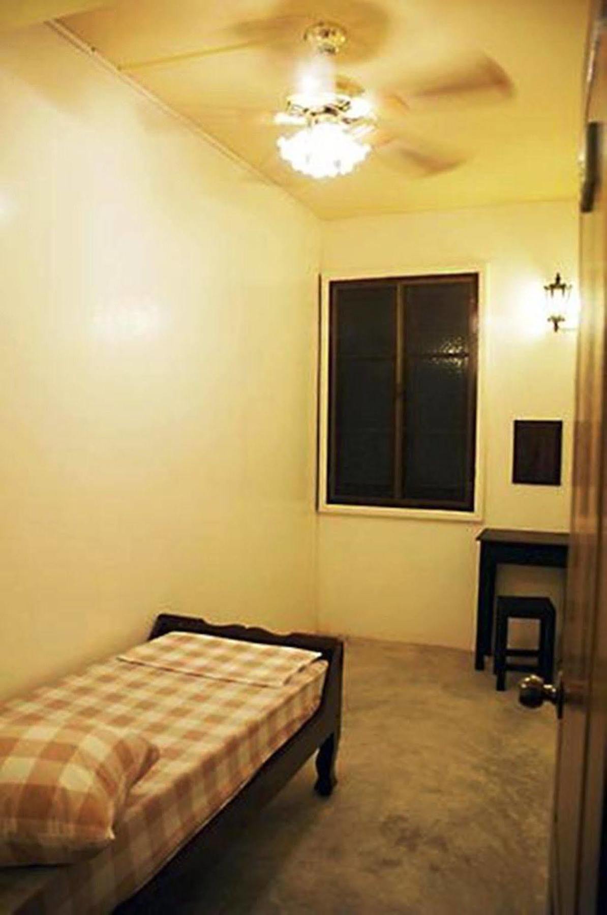 Hostel Yha Bangkok Airport Bang Phli Exterior foto